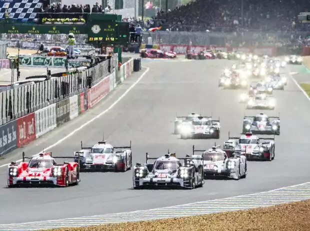 Start Le Mans 2015 Titel-Bild zur News: Start Le Mans 2015