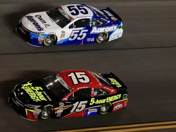 Clint Bowyer, David Ragan Titel-Bild zur News: Clint Bowyer, David Ragan