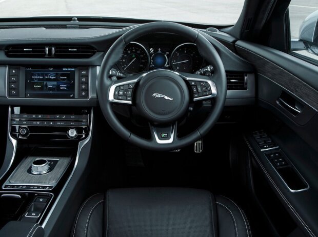 Jaguar XF Jaguar XF