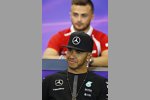 Lewis Hamilton (Mercedes) und Will Stevens (Manor-Marussia) 