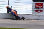 Crash von Charlie Kimball (Ganassi) im Qualifying