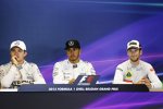 Lewis Hamilton (Mercedes), Nico Rosberg (Mercedes) und Romain Grosjean (Lotus) 