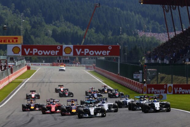Lewis Hamilton Sergio Perez Valtteri Bottas Daniel Ricciardo Nico Rosberg Force India Sahara Force India F1 Team F1Mercedes Mercedes AMG Petronas Formula One Team F1Williams Williams Martini Racing F1Red Bull Infiniti Red Bull Racing F1 ~Lewis Hamilton (Mercedes), Sergio Perez (Force India), Valtteri Bottas (Williams), Daniel Ricciardo (Red Bull) und Nico Rosberg (Mercedes) ~ Lewis Hamilton Sergio Perez Valtteri Bottas Daniel Ricciardo Nico Rosberg Force India Sahara Force India F1 Team F1Mercedes Mercedes AMG Petronas Formula One Team F1Williams Williams Martini Racing F1Red Bull Infiniti Red Bull Racing F1 ~Lewis Hamilton (Mercedes), Sergio Perez (Force India), Valtteri Bottas (Williams), Daniel Ricciardo (Red Bull) und Nico Rosberg (Mercedes) ~
