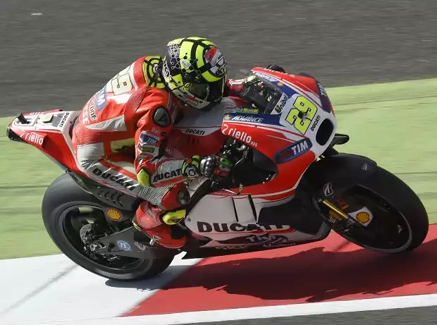 Andrea Iannone Titel-Bild zur News: Andrea Iannone