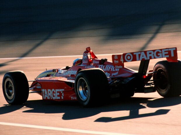 Juan Pablo Montoya in Fontana 1999