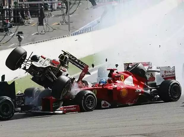 Lewis Hamilton, Romain Grosjean, Fernando Alonso, Sergio Perez, Pastor Maldonado Titel-Bild zur News: Lewis Hamilton, Romain Grosjean, Fernando Alonso, Sergio Perez, Pastor Maldonado