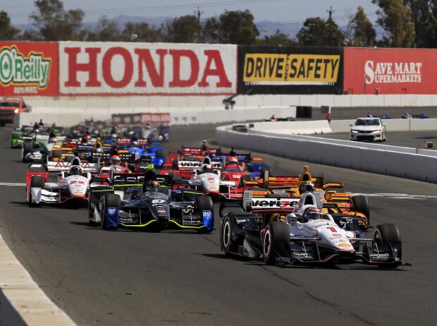 Start zum IndyCar-Saisonfinale 2015 in Sonoma Start zum IndyCar-Saisonfinale 2015 in Sonoma