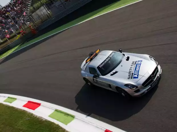 Safety-Car in Monza Titel-Bild zur News: Safety-Car in Monza