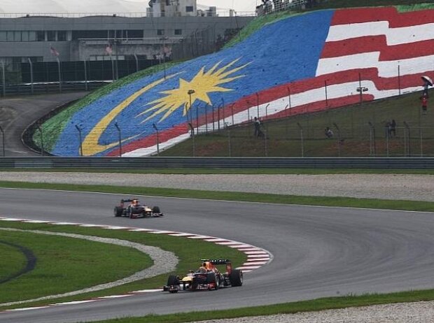 Mark Webber, Sebastian Vettel Mark Webber, Sebastian Vettel