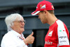 Bild zum Inhalt: Ecclestone mahnt Vettel & Co.: Keine Kritik an Pirelli!