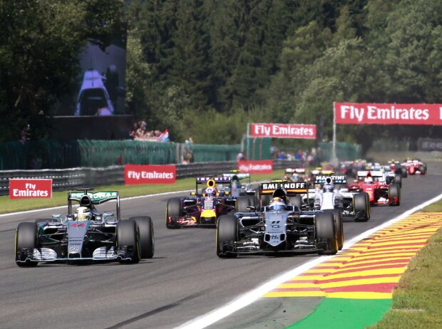 Lewis Hamilton, Sergio Perez