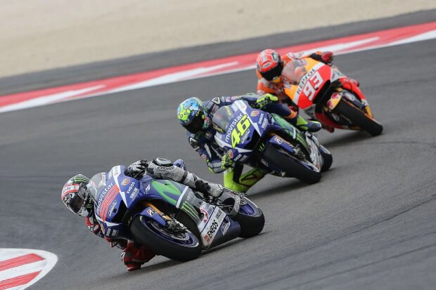  ~Jorge Lorenzo vor Valentino Rossi und Marc Marquez ~             