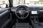 Cockpit des Skoda Superb 1,4 TSI 