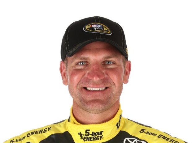 Clint Bowyer Clint Bowyer