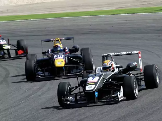 Charles Leclerc Titel-Bild zur News: Charles Leclerc