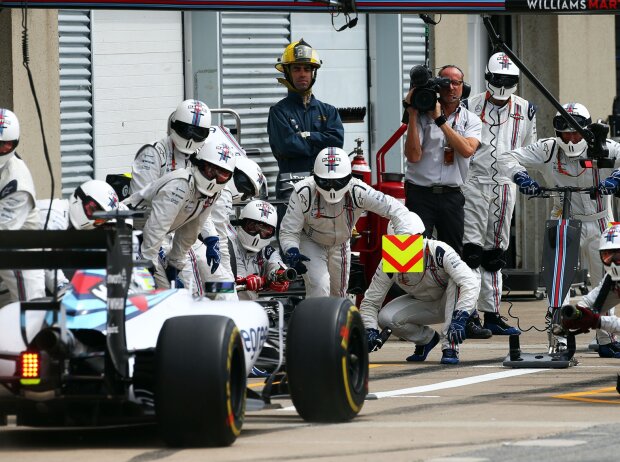 Titel-Bild zur News: Felipe Massa, Boxenstopp