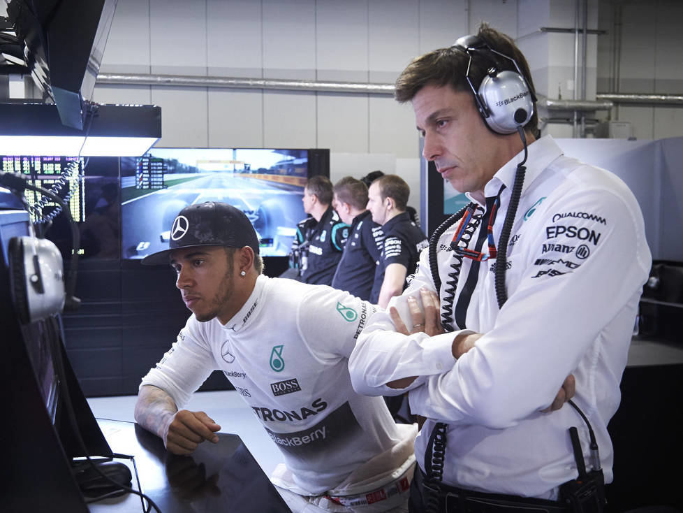 Lewis Hamilton, Toto Wolff