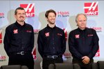 Teamchef Günther Steiner, Romain Grosjean und Teambesitzer Gene Haas
