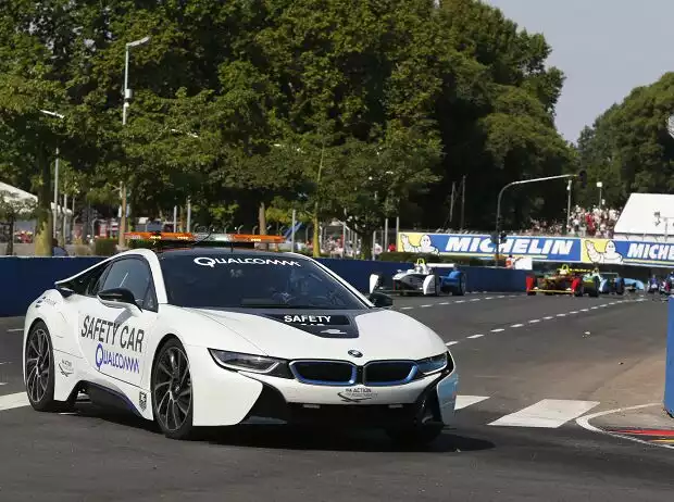 Safety-Car Titel-Bild zur News: Safety-Car