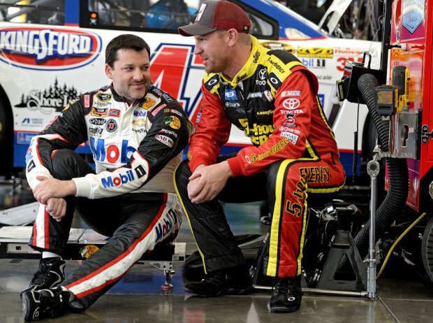Tony Stewart, Clint Bowyer Tony Stewart, Clint Bowyer