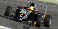 Bild zum Inhalt: Formel 4: Mick Schumacher nach starker Aufholjagd Siebter