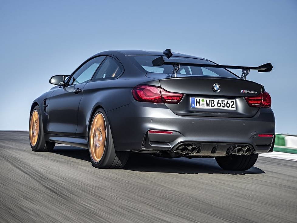 BMW M4 GTS