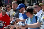 Dale Earnhardt Jun. (Hendrick) im Fokus des Fan-Interesses