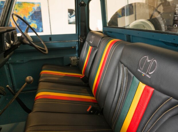 Land Rover Series III (1977) von Bob Marley 