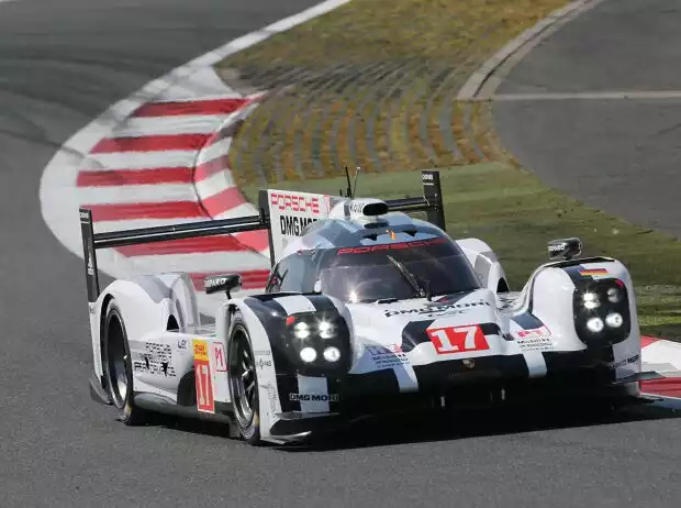 Timo Bernhard, Mark Webber, Brendon Hartley Titel-Bild zur News: Timo Bernhard, Mark Webber, Brendon Hartley