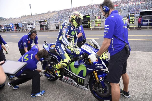 ~Valentino Rossi (Yamaha)~ ~Valentino Rossi (Yamaha)~