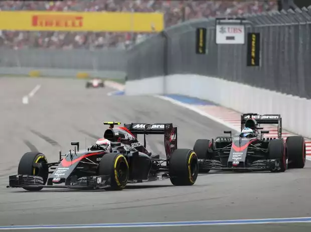 Jenson Button, Fernando Alonso Titel-Bild zur News: Jenson Button, Fernando Alonso