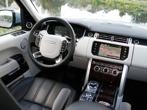 Range Rover SDV6 Diesel Hybrid