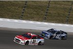 Ryan Blaney (Wood) und Jimmie Johnson (Hendrick)