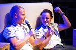 Valtteri Bottas (Williams) und Felipe Massa (Williams) beim Fan-Fourm