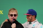 Lewis Hamilton (Mercedes) und Elton John