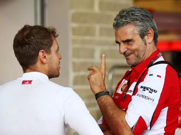 Titel-Bild zur News: Sebastian Vettel, Maurizio Arrivabene