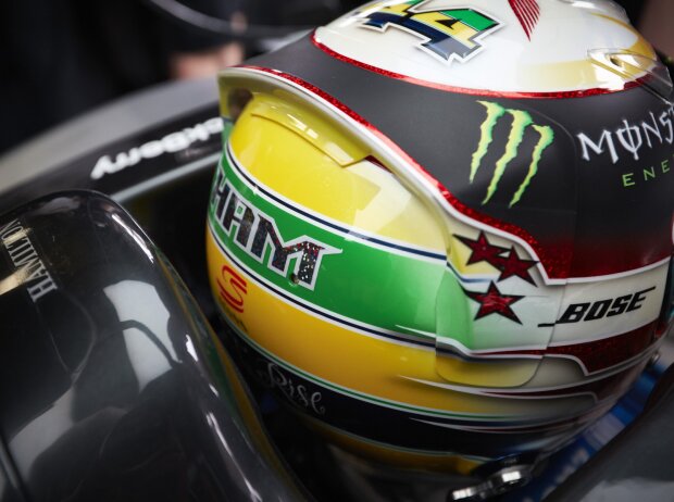 Titel-Bild zur News: Lewis Hamiltons "Senna"-Helm für den Brasilien-Grand-Prix 2015
