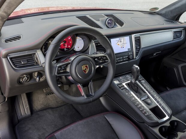 Cockpit des Porsche Macan GTS 