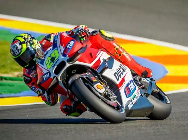 Andrea Iannone Titel-Bild zur News: Andrea Iannone