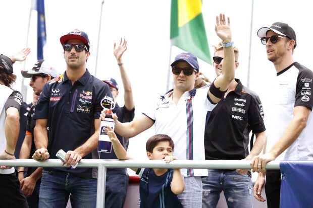 Daniel Ricciardo Felipe Massa Red Bull Infiniti Red Bull Racing F1Williams Williams Martini Racing F1 ~Daniel Ricciardo (Red Bull) und Felipe Massa (Williams) ~ Daniel Ricciardo Felipe Massa Red Bull Infiniti Red Bull Racing F1Williams Williams Martini Racing F1 ~Daniel Ricciardo (Red Bull) und Felipe Massa (Williams) ~
