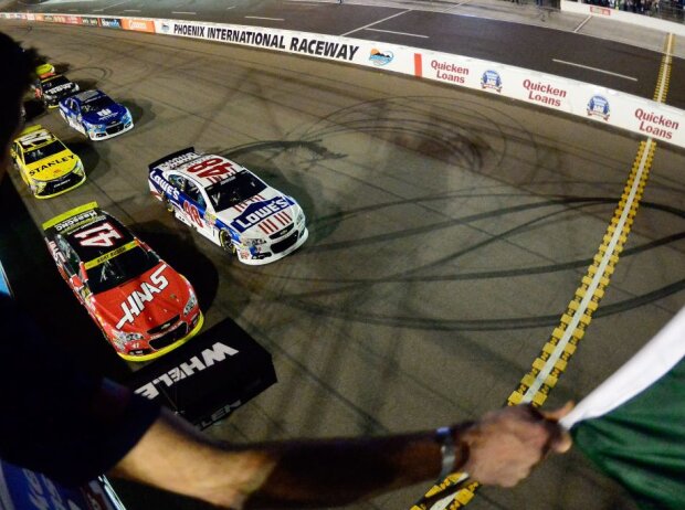 Jimmie Johnson, Kurt Busch Jimmie Johnson, Kurt Busch