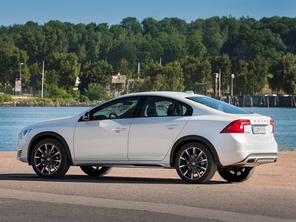 Volvo S60 Cross Country