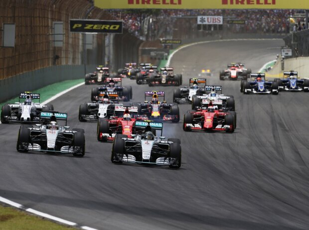 Nico Rosberg, Lewis Hamilton Nico Rosberg, Lewis Hamilton