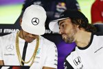 Lewis Hamilton (Mercedes) und Fernando Alonso (McLaren) 