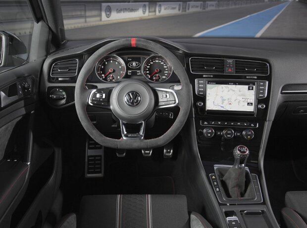 Cockpit des VW Golf GTI Clubsport 