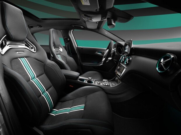 Mercedes-AMG A 45 4Matic Petronas 2015 World Champion Edition 