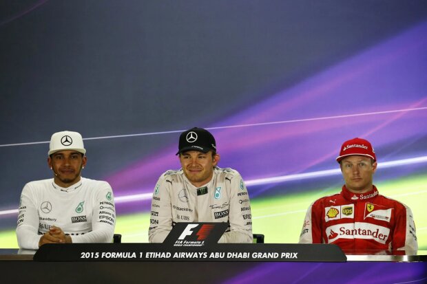 Nico Rosberg Lewis Hamilton Kimi Räikkönen Ferrari Scuderia Ferrari F1Mercedes Mercedes AMG Petronas Formula One Team F1 ~Nico Rosberg (Mercedes), Lewis Hamilton (Mercedes) und Kimi Räikkönen (Ferrari) ~ Nico Rosberg Lewis Hamilton Kimi Räikkönen Ferrari Scuderia Ferrari F1Mercedes Mercedes AMG Petronas Formula One Team F1 ~Nico Rosberg (Mercedes), Lewis Hamilton (Mercedes) und Kimi Räikkönen (Ferrari) ~