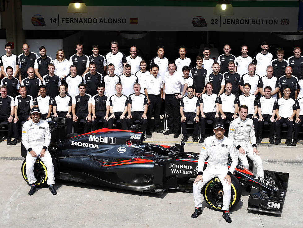 Fernando Alonso, Jenson Button, Stoffel Vandoorne, Yasuhisa Arai, Eric Boullier