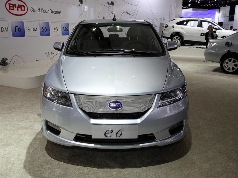 BYD e6