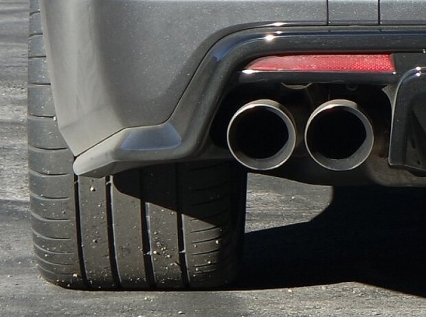 Irrfahrt in Kalifornien: Breite Reifen und Doppelauspuff sind auch nicht alles 